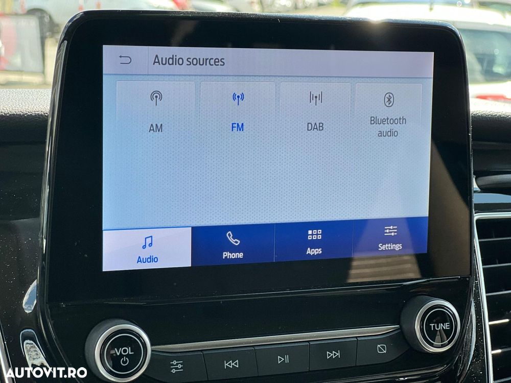 Ford Tourneo Custom - 28