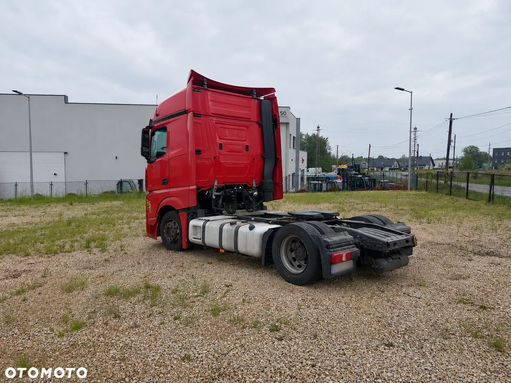 Mercedes-Benz Actros - 5