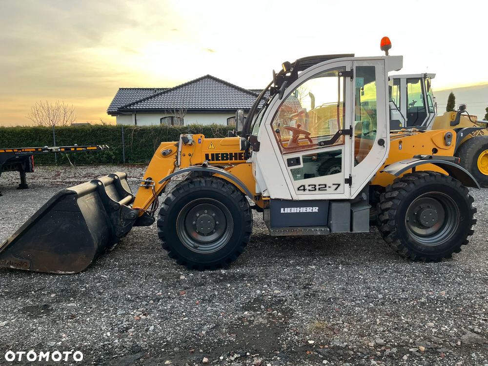 Inny Liebherr TL 432-7 - 10