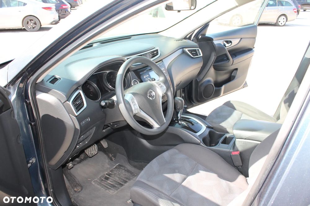 Nissan Rogue - 11