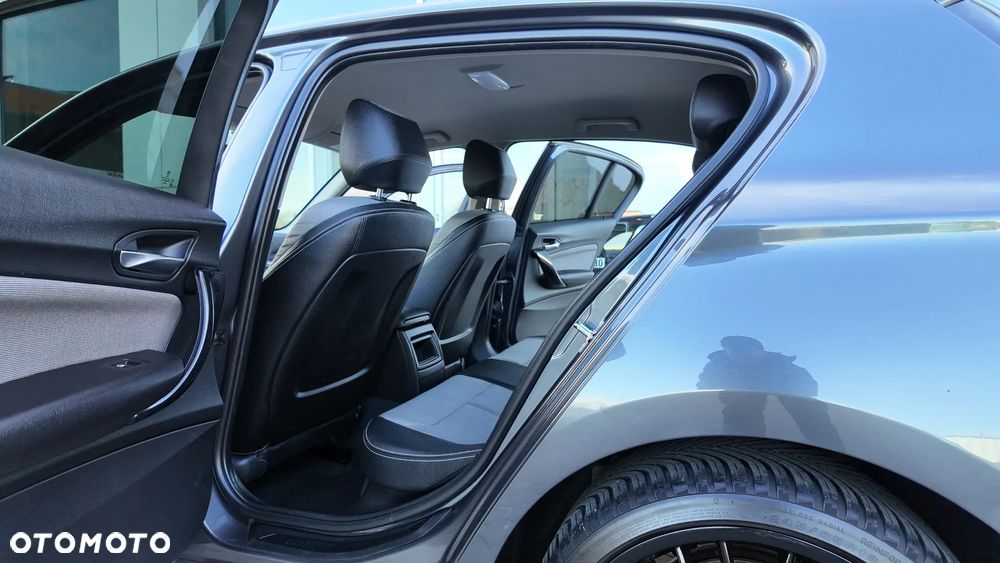 BMW Seria 1 116d EfficientDynamics Urban Line - 23