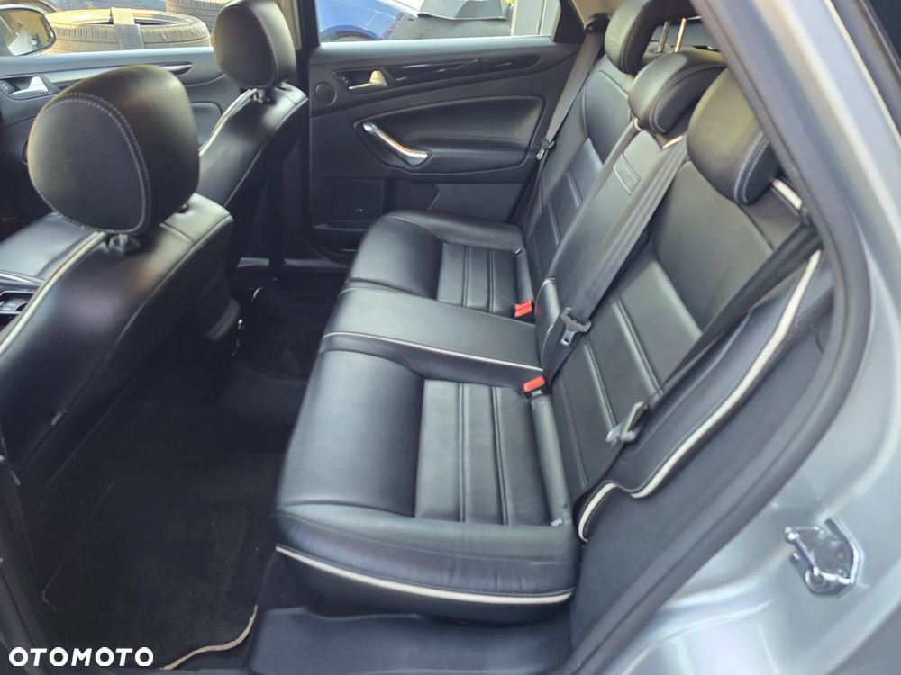 Ford Mondeo 2.0 TDCi Titanium X - 29