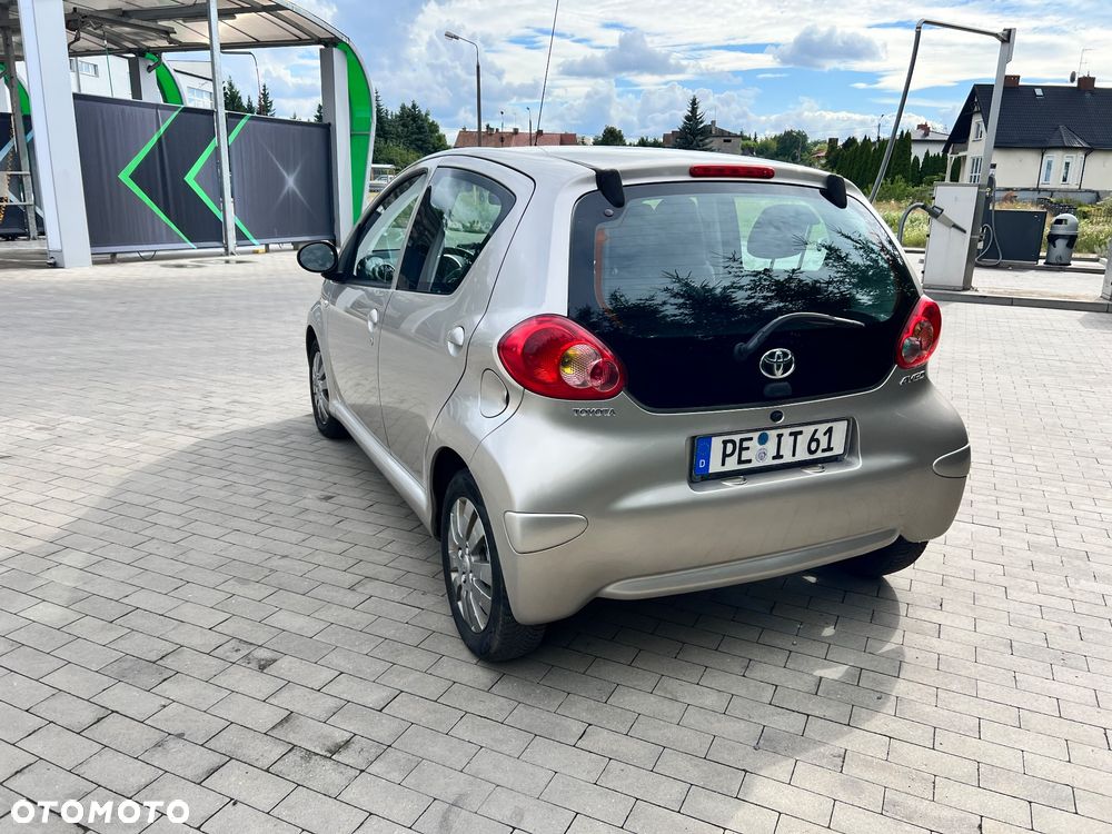 Toyota Aygo ckIN2U - 13