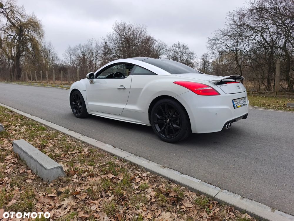 Peugeot RCZ - 3