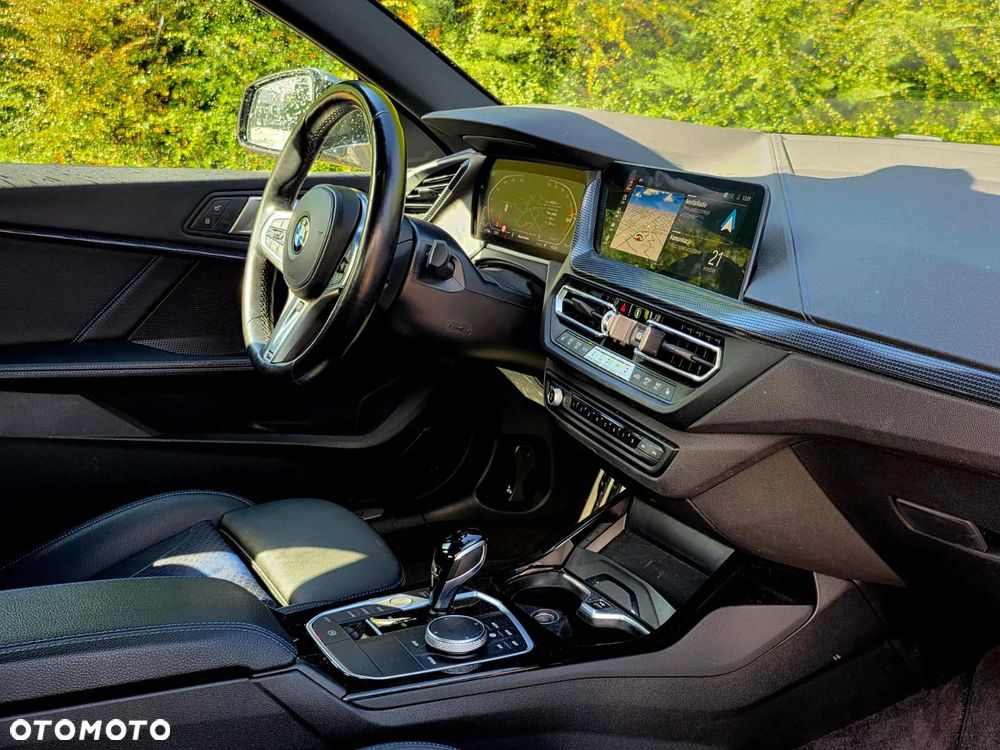 BMW Seria 2 218i M Sport - 15