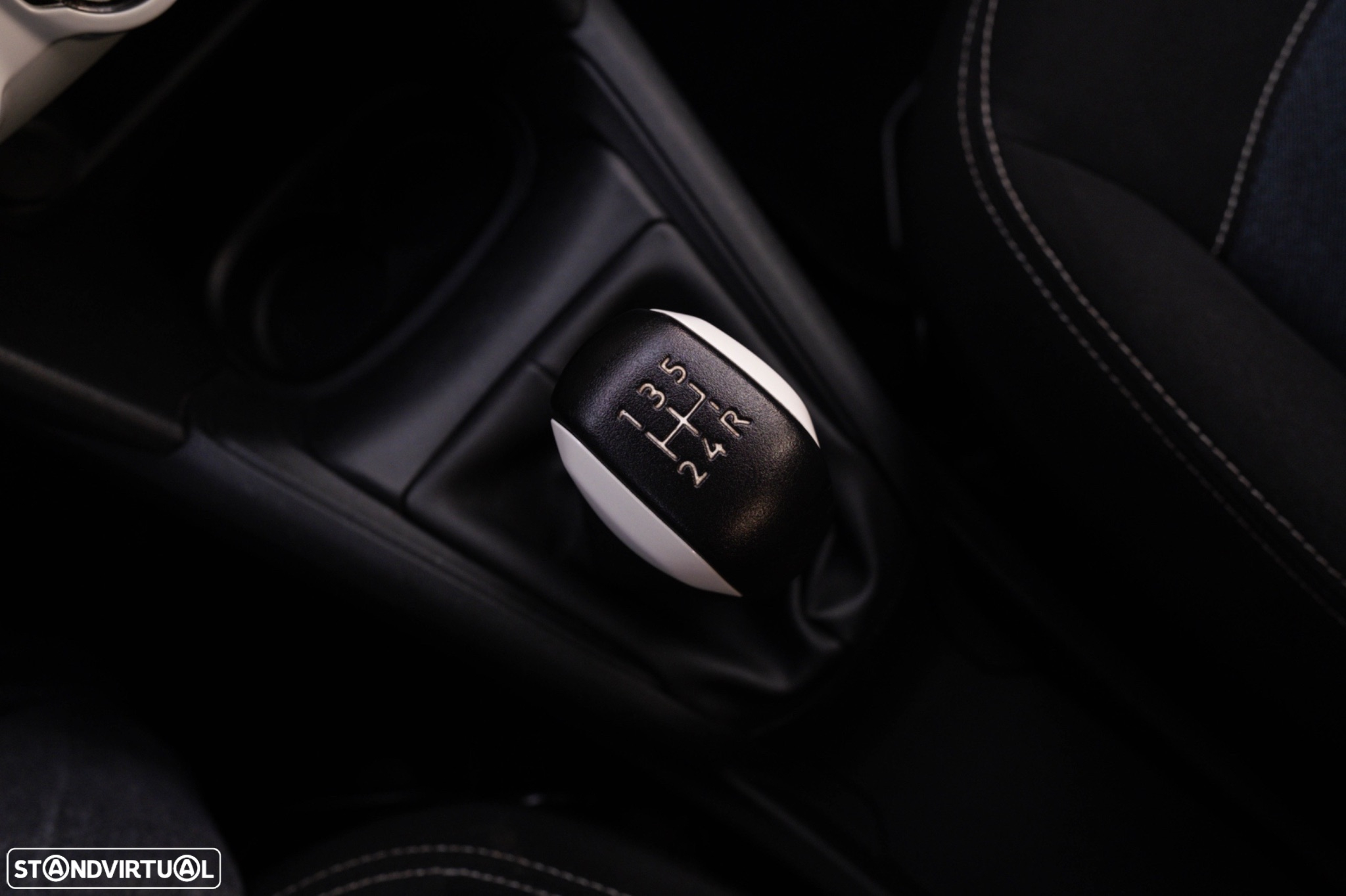 Peugeot 208 1.2 PureTech Active - 20