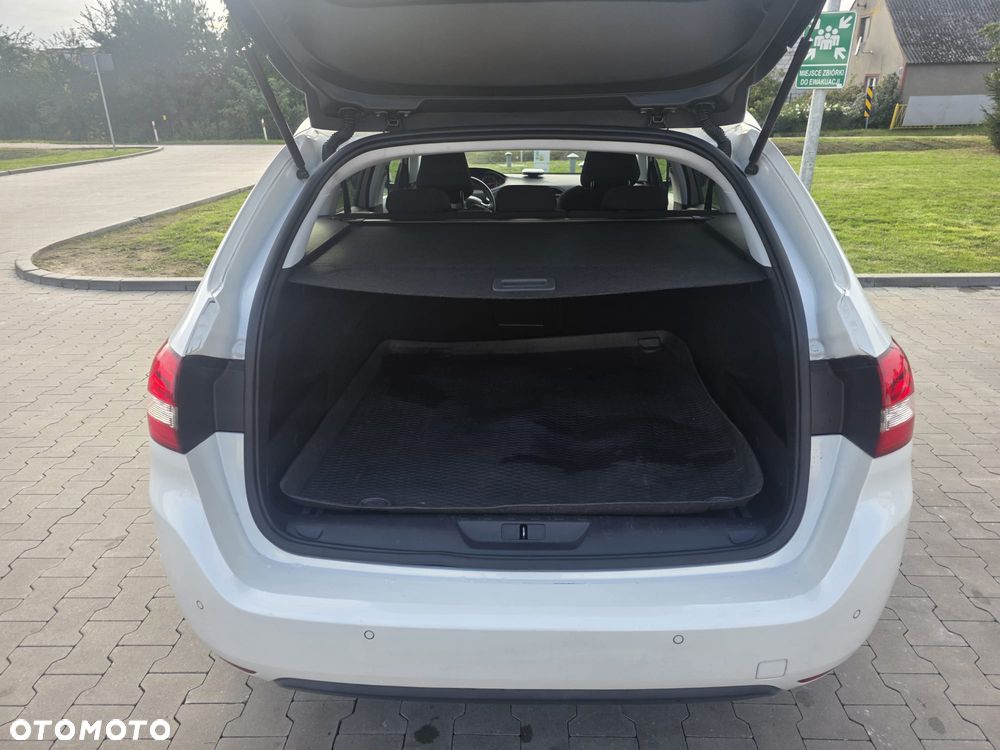 Peugeot 308 BlueHDi 150 EAT6 Stop & Start Business-Line - 11