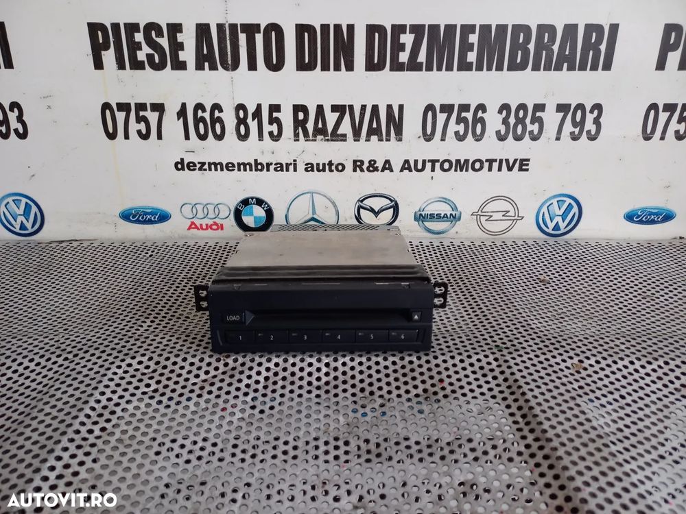 Magazie CD Bmw X5 X6 E70 E71 Cod  - Dezmembrari Arad - 2