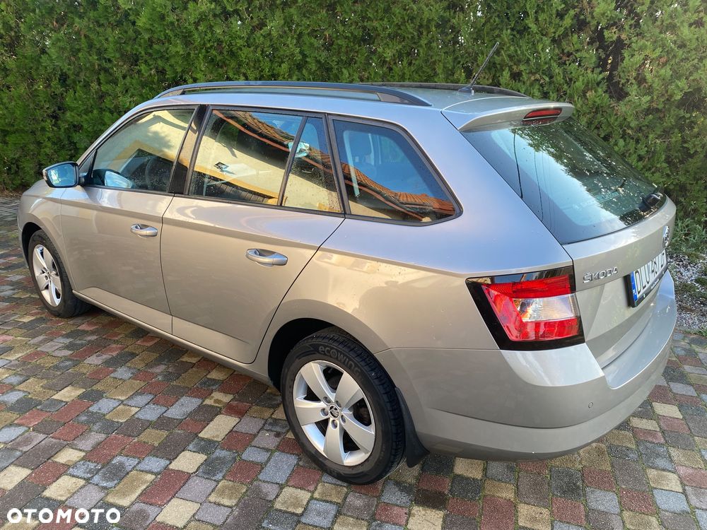 Skoda Fabia 1.2 TSI Ambition - 5