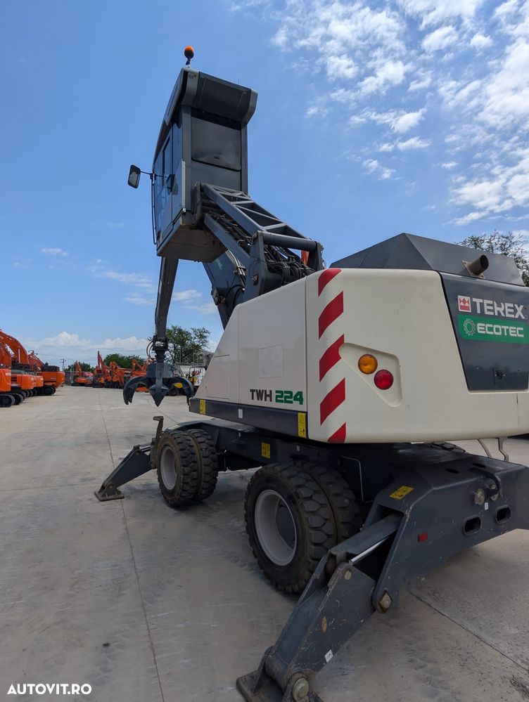 Fuchs TEREX FUCHS, GRAIFER, 2023, 3.944h, brate LUNGI la 12m, cabina liftabila, cale fata si spate, motor Deutz 154CP, produs in Germania, camera spate, Masa operationala 25,7t, Aer cond, anv pline, posibilitate leasing 4 ani-PROMOTIE 179.900 EUR+Tva - 14