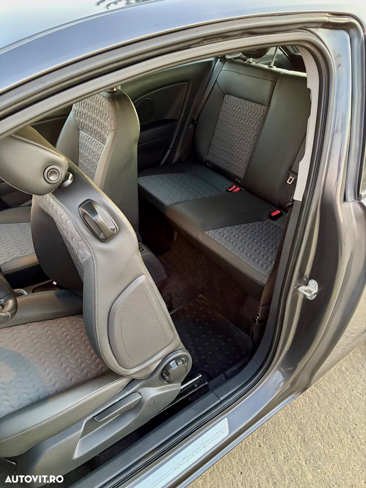 Opel Corsa 1.4 Sport - 8