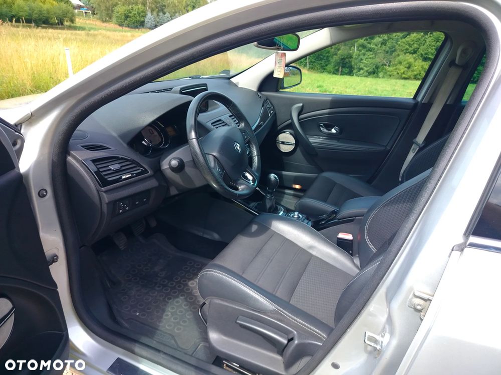 Renault Megane 1.6 dCi Energy Bose - 17