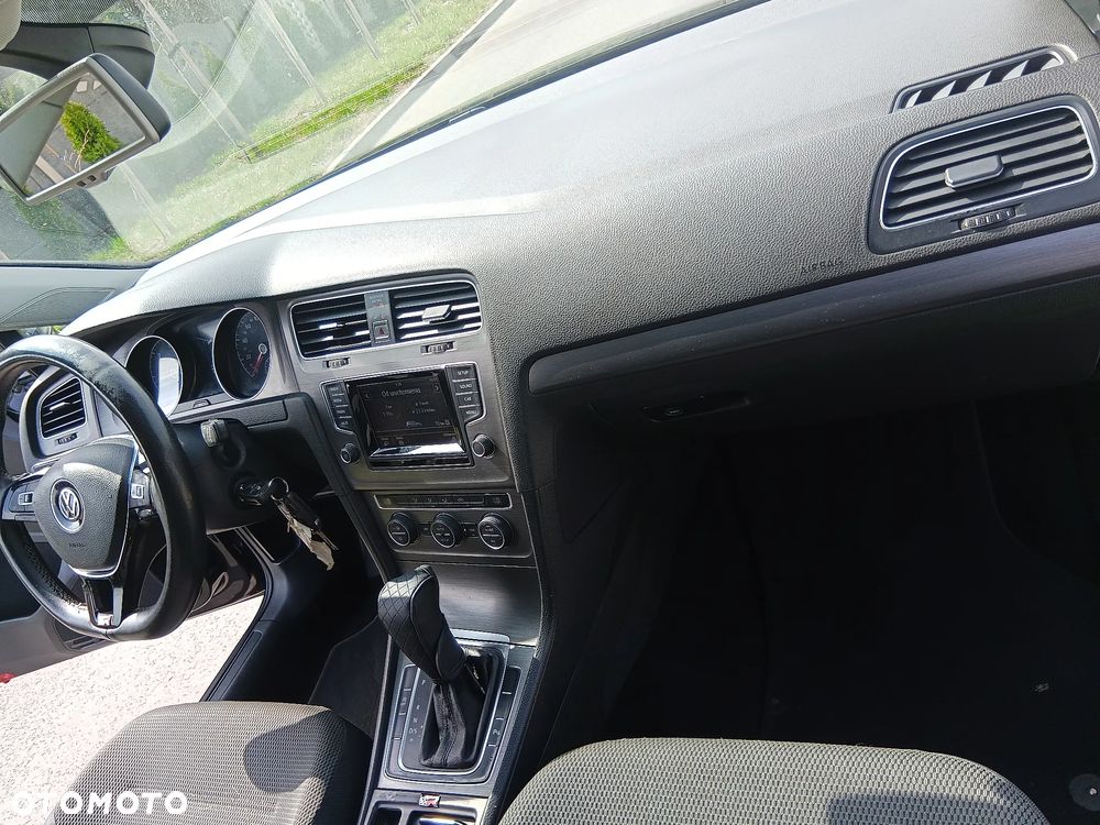 Volkswagen Golf 1.6 TDI DPF BlueMotion Technology DSG Trendline - 7