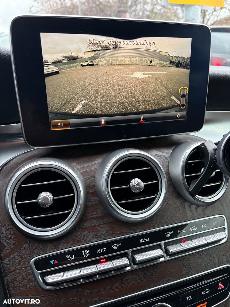 Mercedes-Benz C 220 d 4MATIC 9G-TRONIC - 12