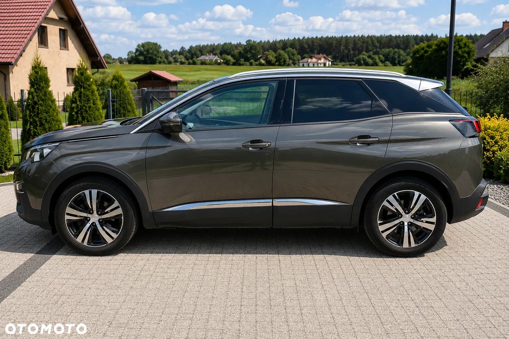 Peugeot 3008 1.2 PureTech Allure S&S EAT6 - 4