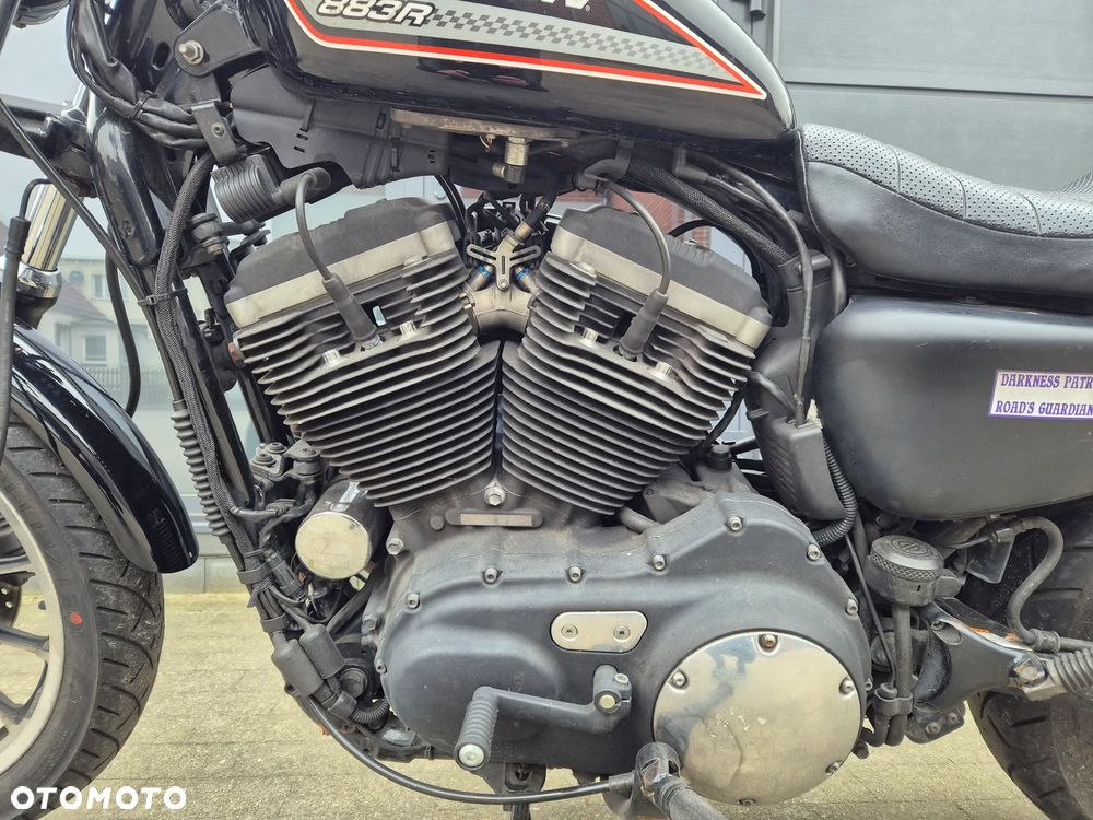 Harley-Davidson Sportster Roadster 883R - 8