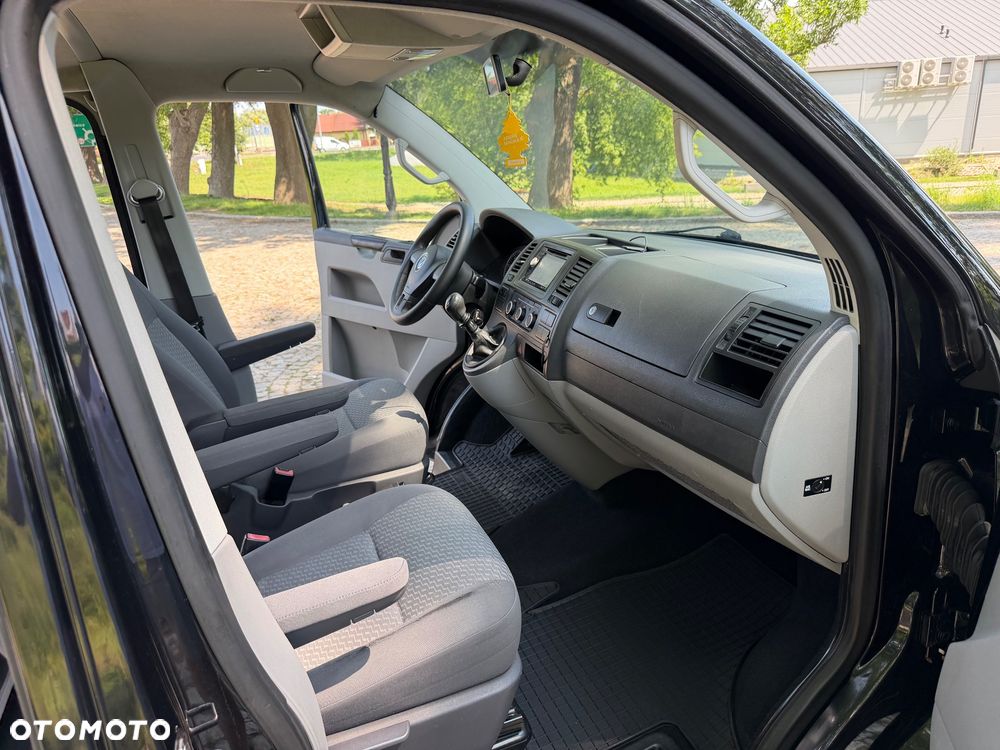 Volkswagen Transporter - 24