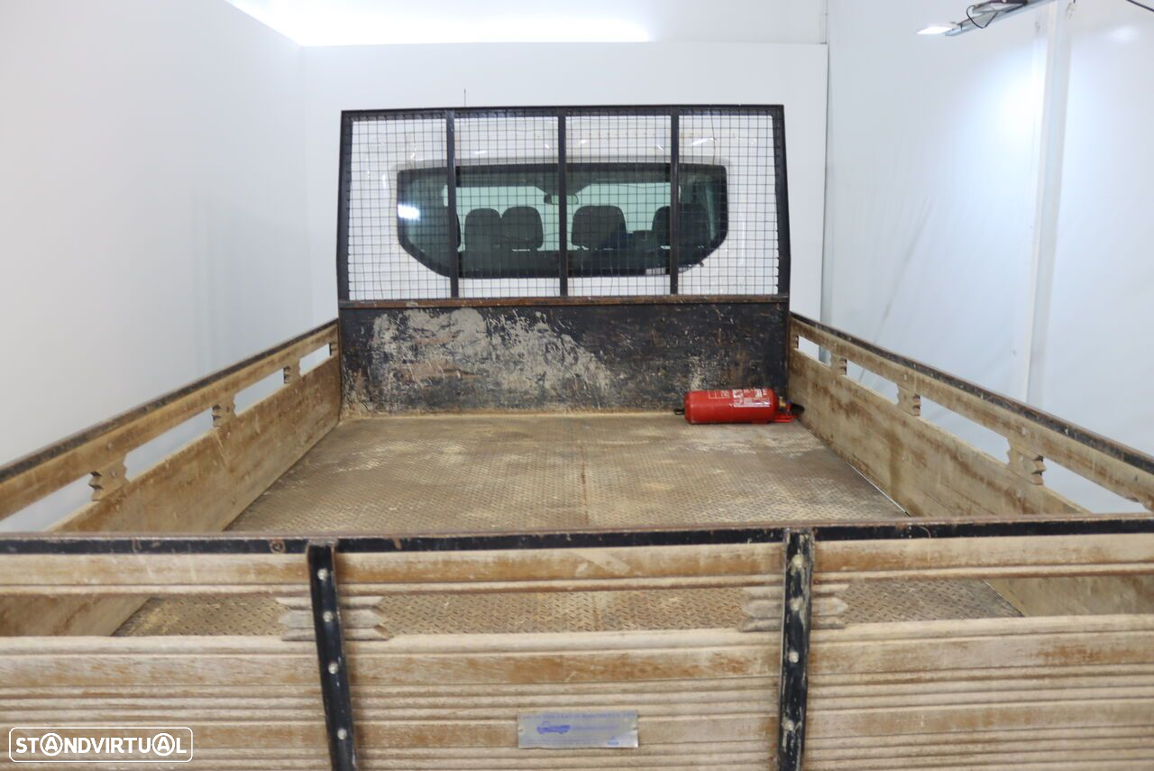 Ford Transit 2.0 EcoBlue RWD Cab. Dupla 7L - 23
