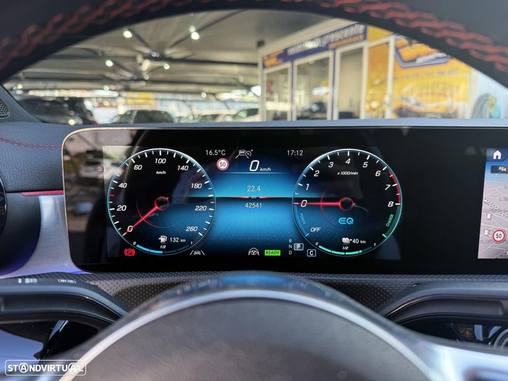 Mercedes-Benz CLA 250 e 8G-DCT AMG Line - 29