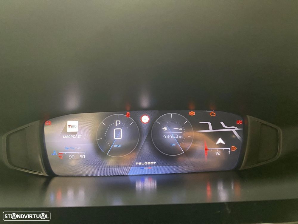 Peugeot 408 1.2 PureTech Allure EAT8 - 13