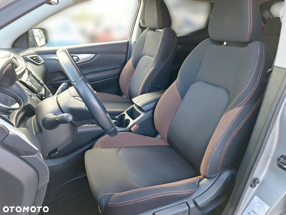 Nissan Qashqai - 10