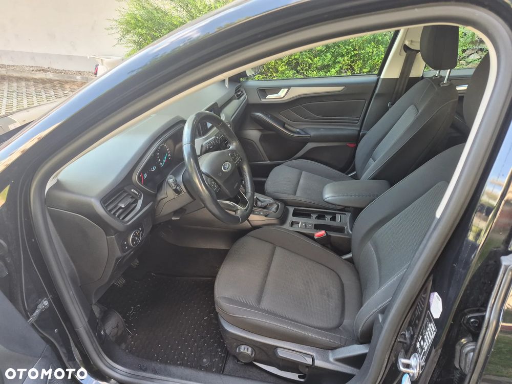 Ford Focus 1.0 EcoBoost Trend - 10
