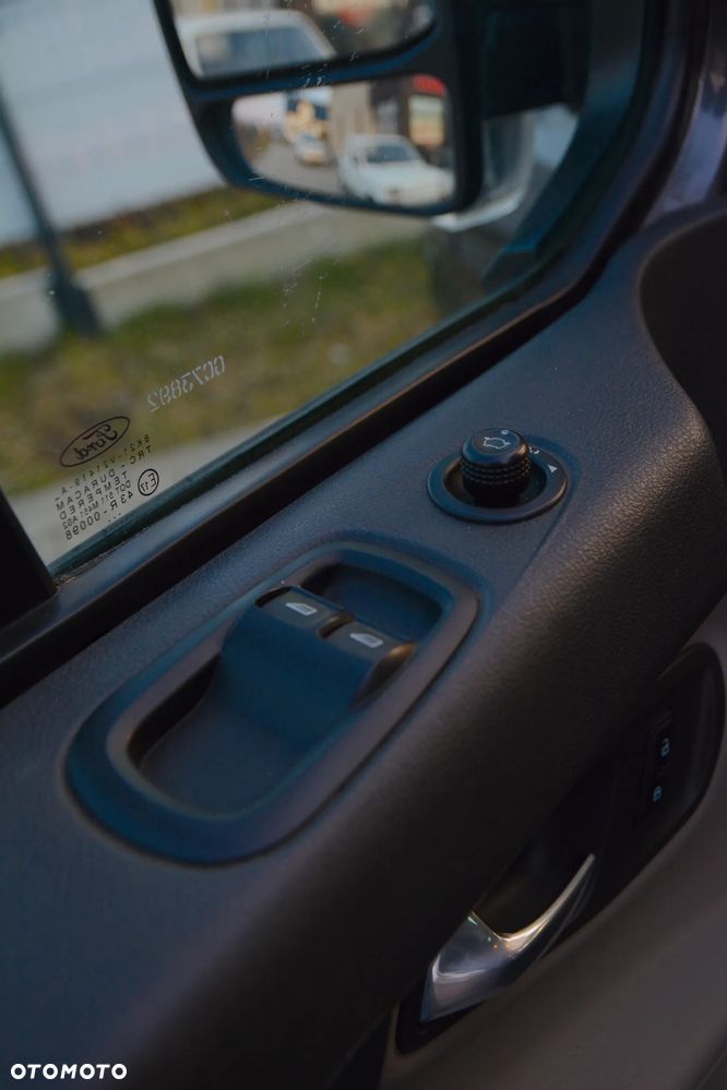 Ford Transit Custom - 17