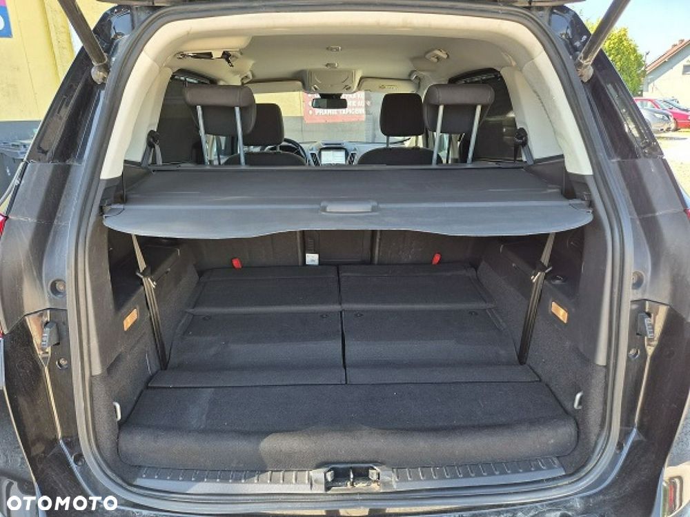 Ford Grand C-MAX - 23