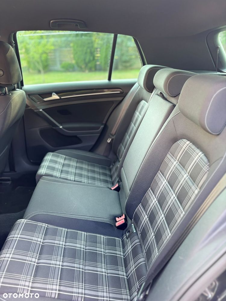 Volkswagen Golf 2.0 TDI BMT GTD DSG - 8