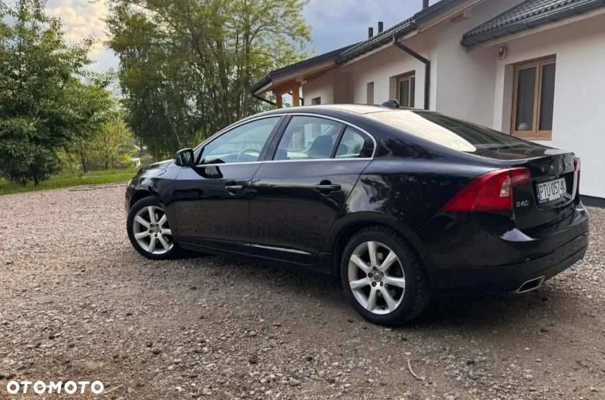 Volvo S60 D2 Drive-E Momentum - 5