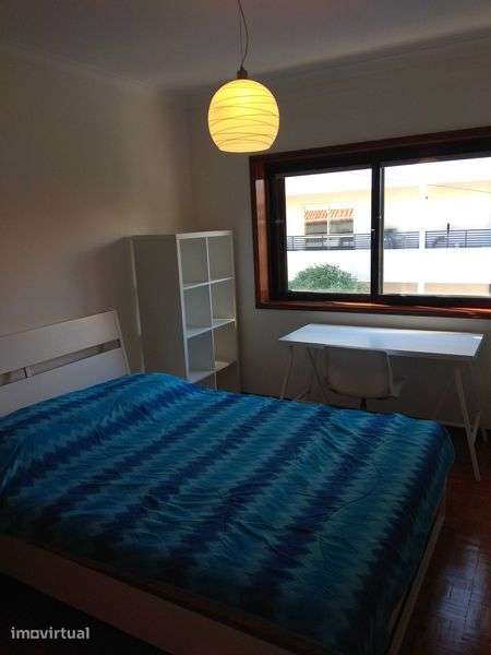 Arrendo T2 Pólo Universitário - mobilado e equipado - Grande imagem: 2/10