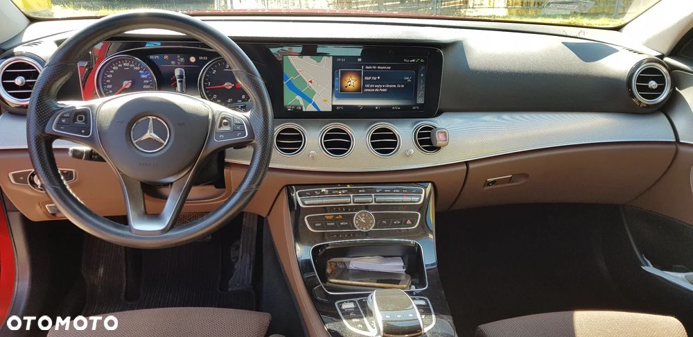 Mercedes-Benz Klasa E ver-200-d-9g--tronic-exclusive - 16