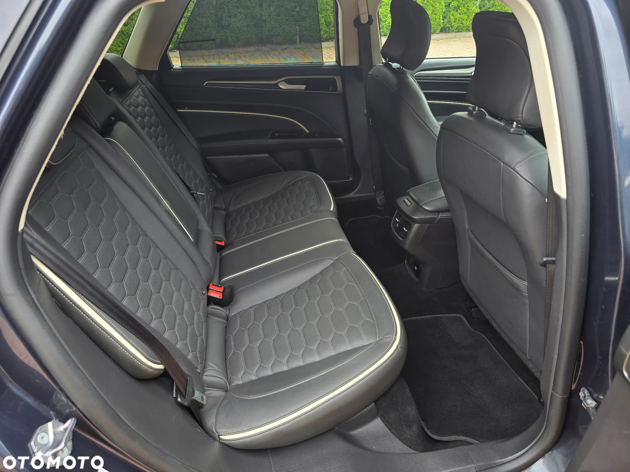 Ford Mondeo 2.0 EcoBlue Vignale AWD - 23