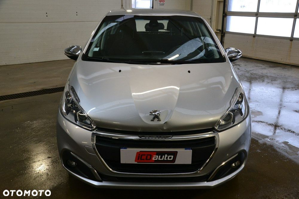 Peugeot 208 - 2