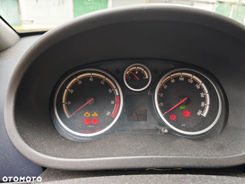 Opel Corsa 1.2 16V - 10