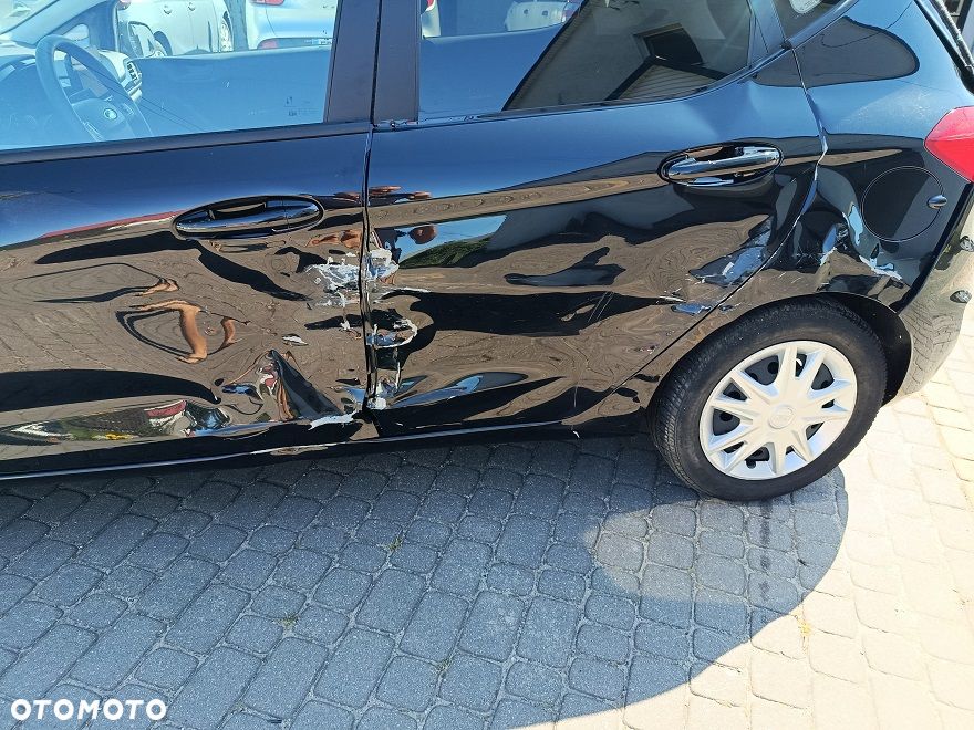 Ford Fiesta - 8