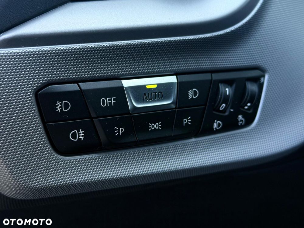 BMW Seria 1 118i Advantage - 15