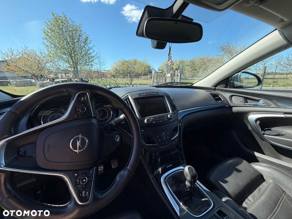 Opel Insignia - 8