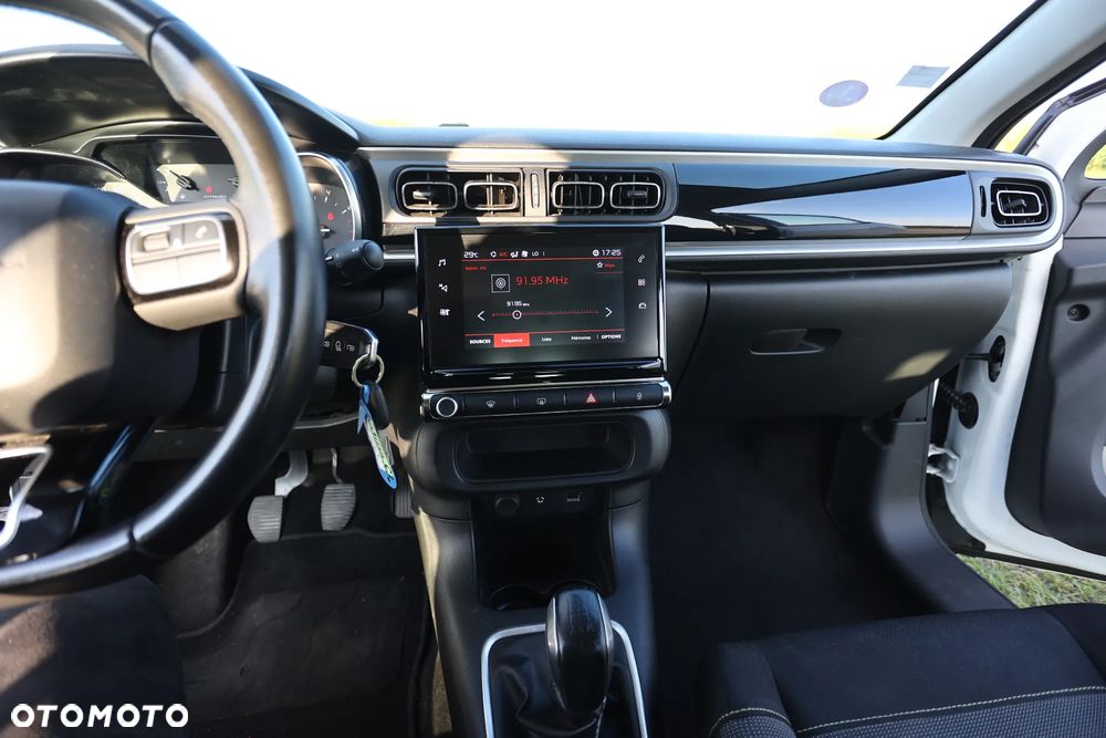 Citroën C3 Pure Tech 110 S&S SHINE - 14