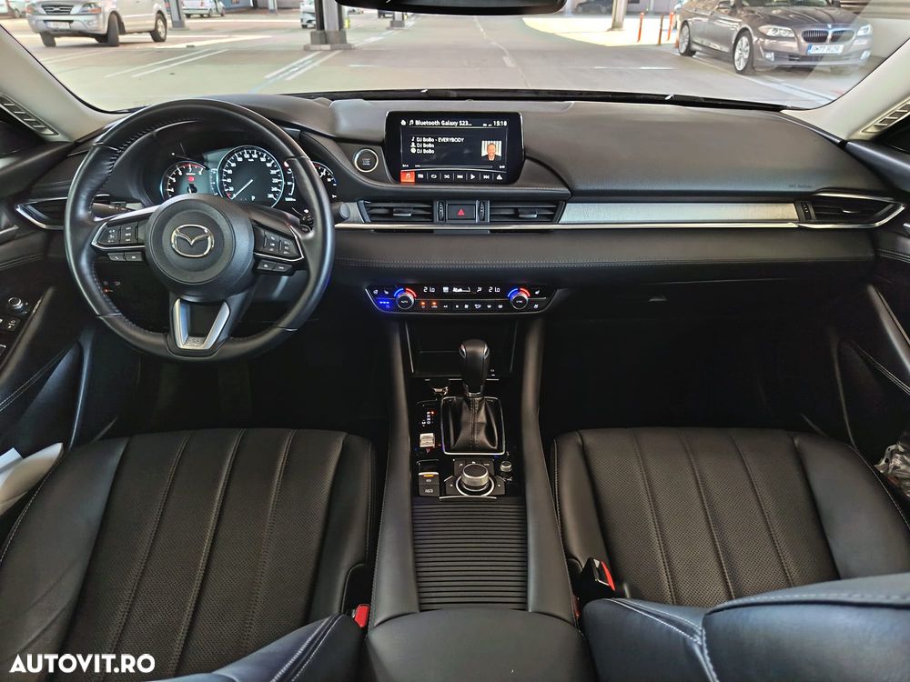 Mazda 6 - 8