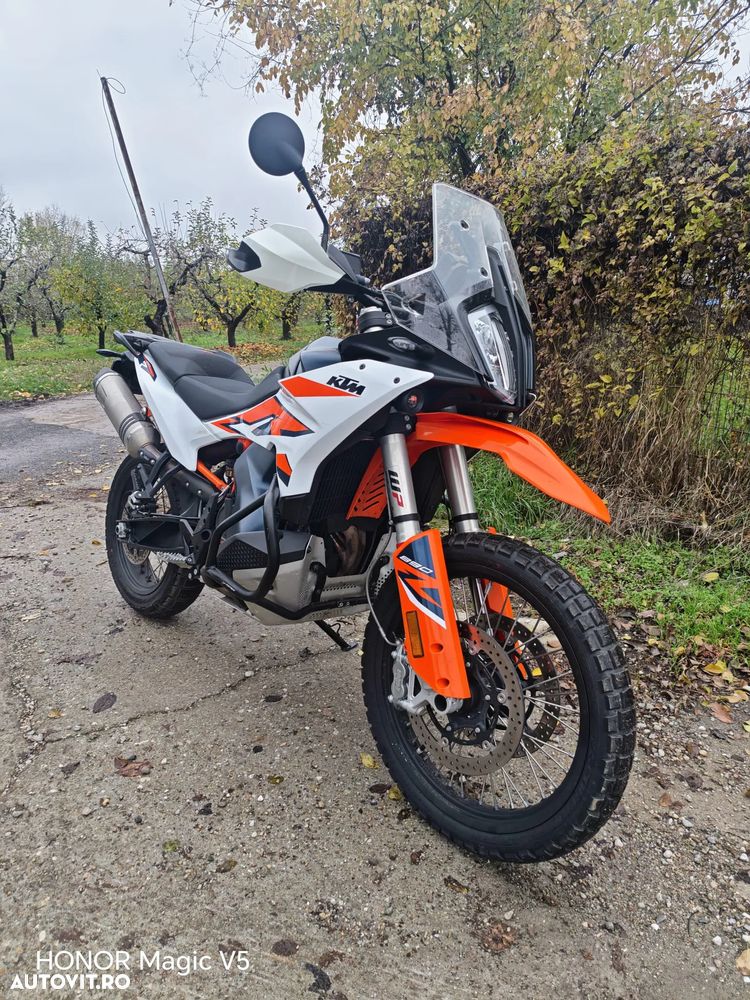 KTM 890 Adventure R - 1