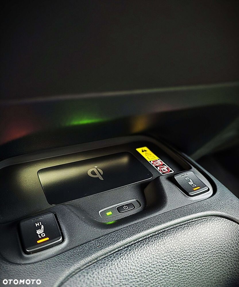 Toyota Corolla 1.8 Hybrid Style - 14