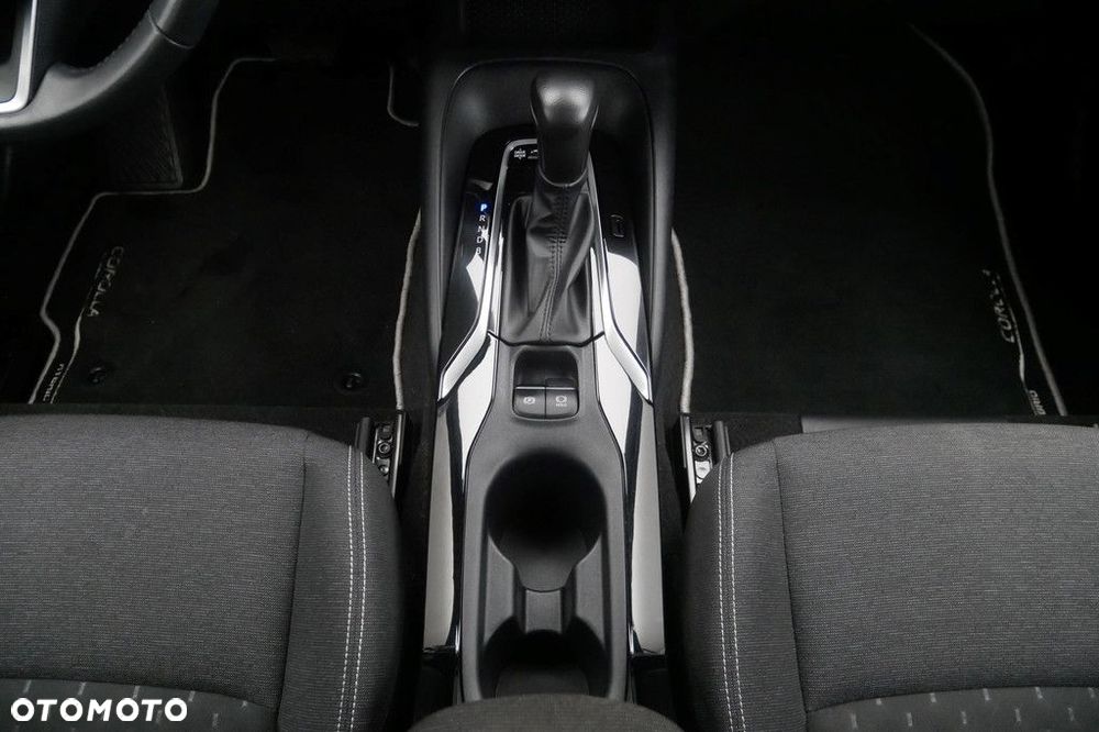 Toyota Corolla - 11