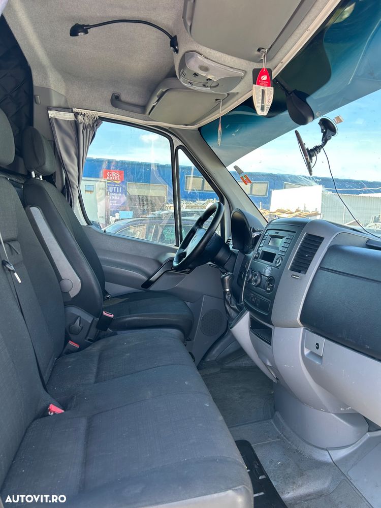 Mercedes-Benz Sprinter 906 - 8