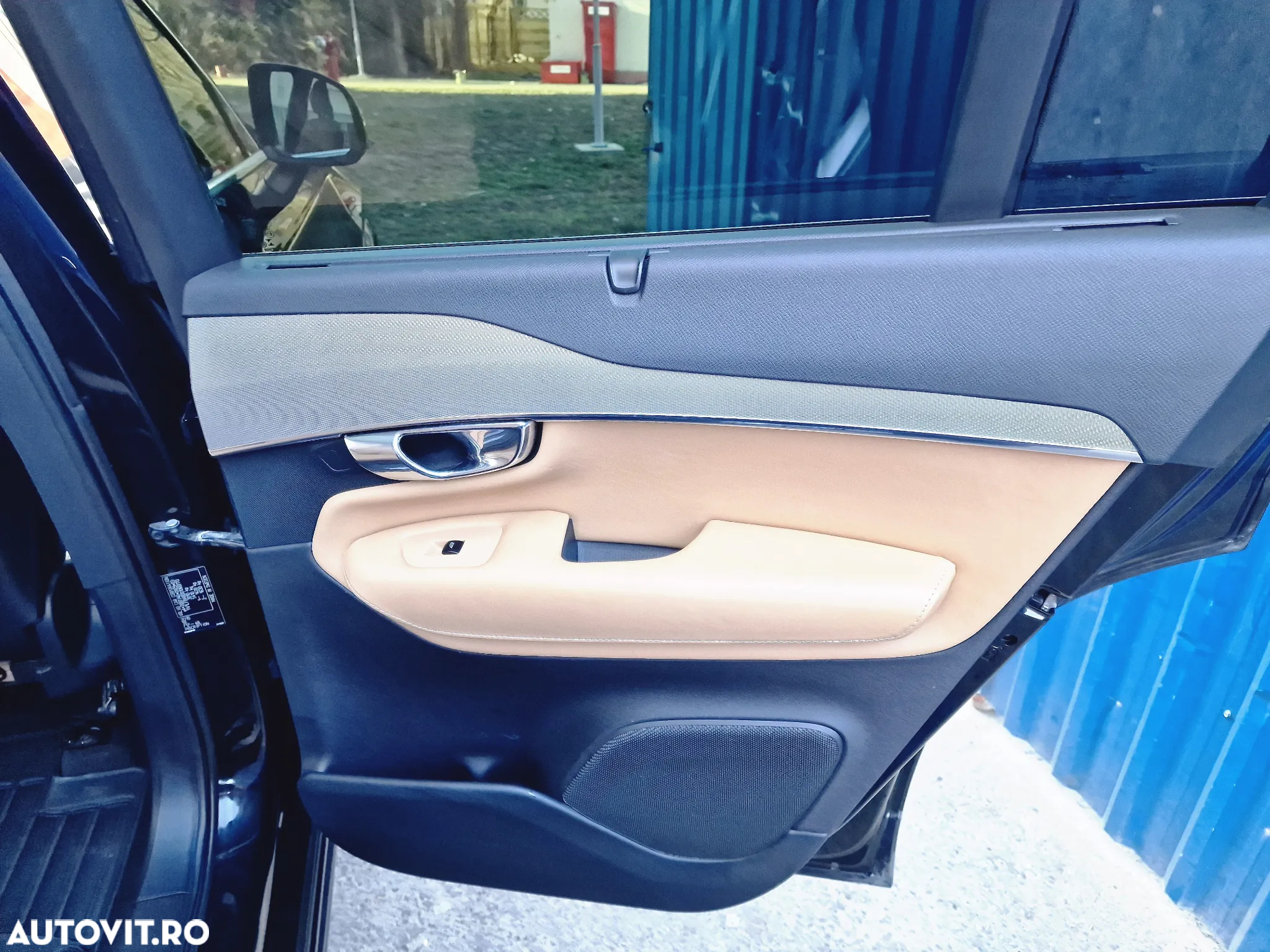 Volvo XC 90 T8 AWD Twin Engine Geartronic Inscription - 36