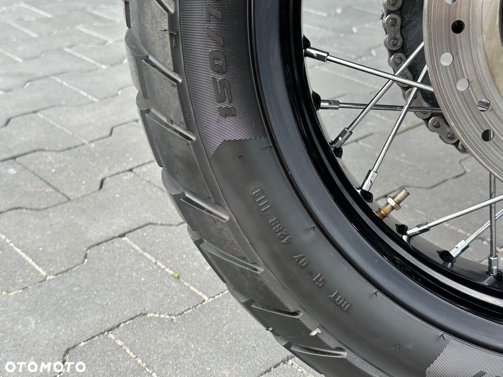 Triumph Tiger - 12
