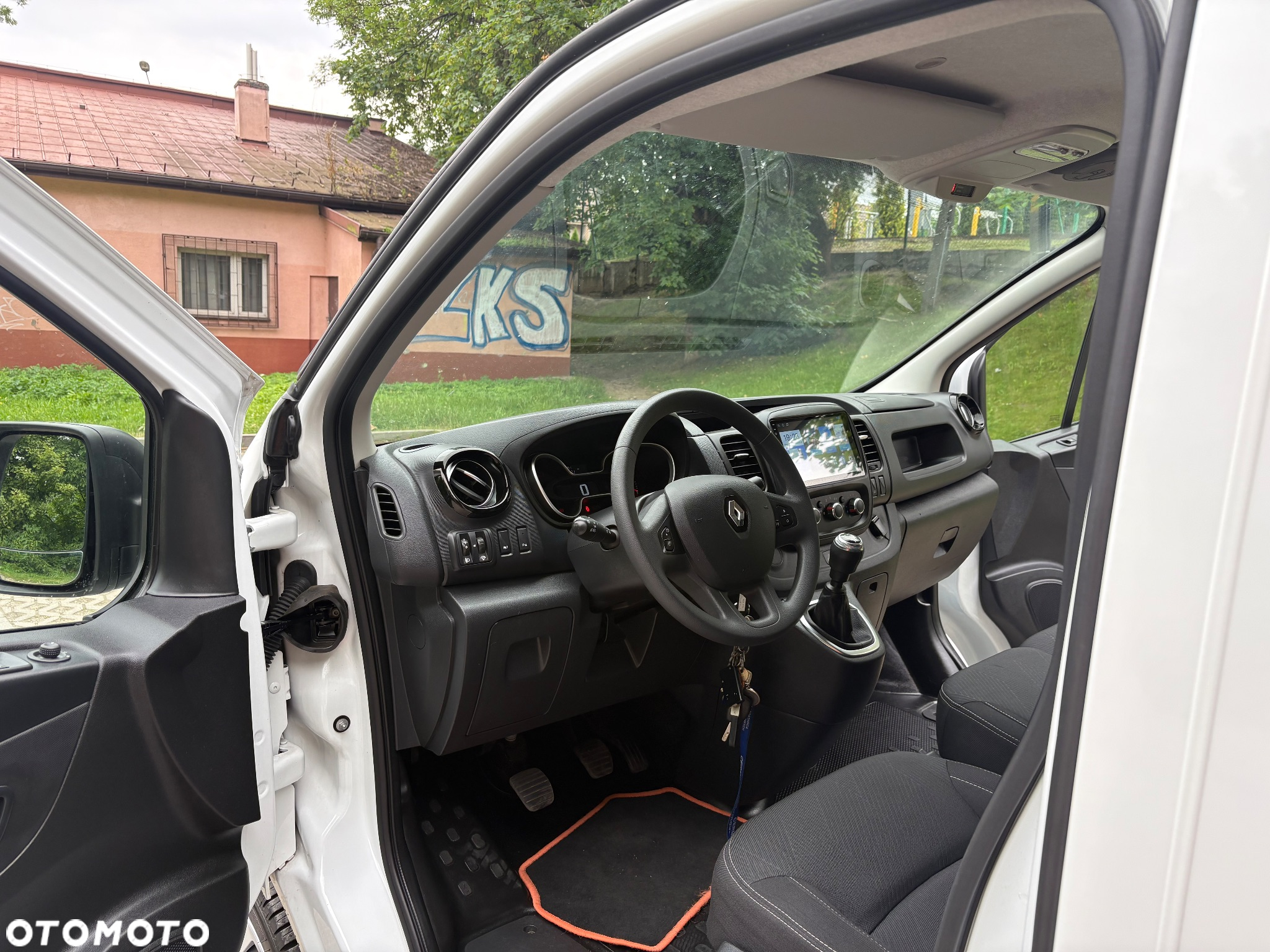 Renault TRAFIC - 14