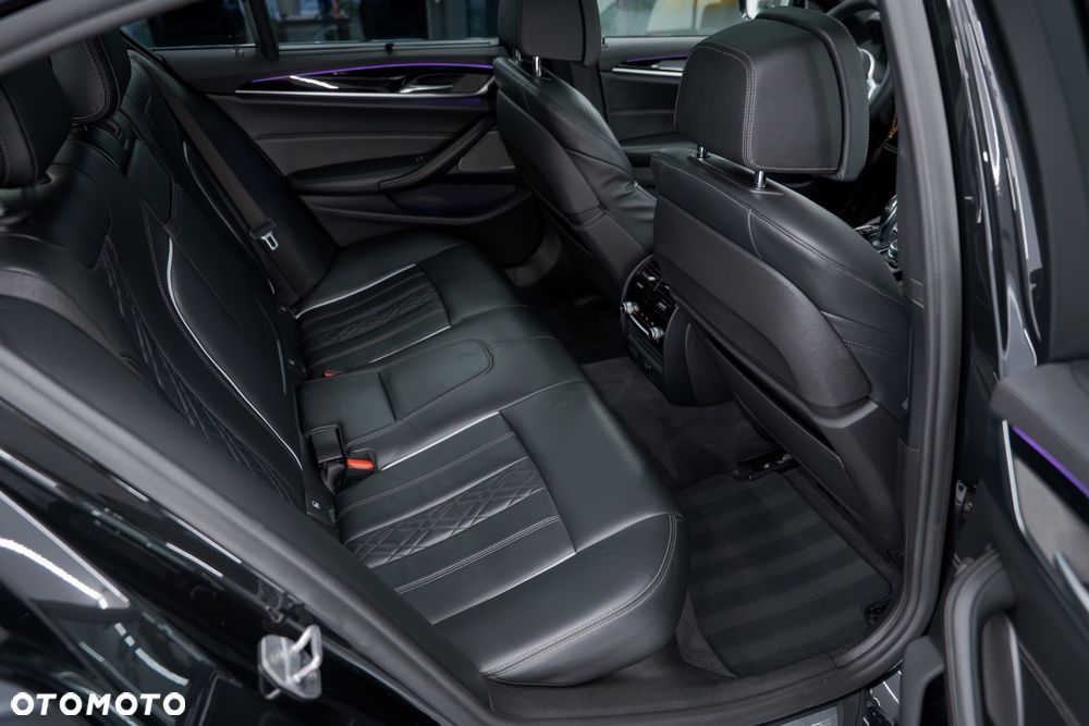 BMW Seria 5 540d xDrive M Sport sport - 7