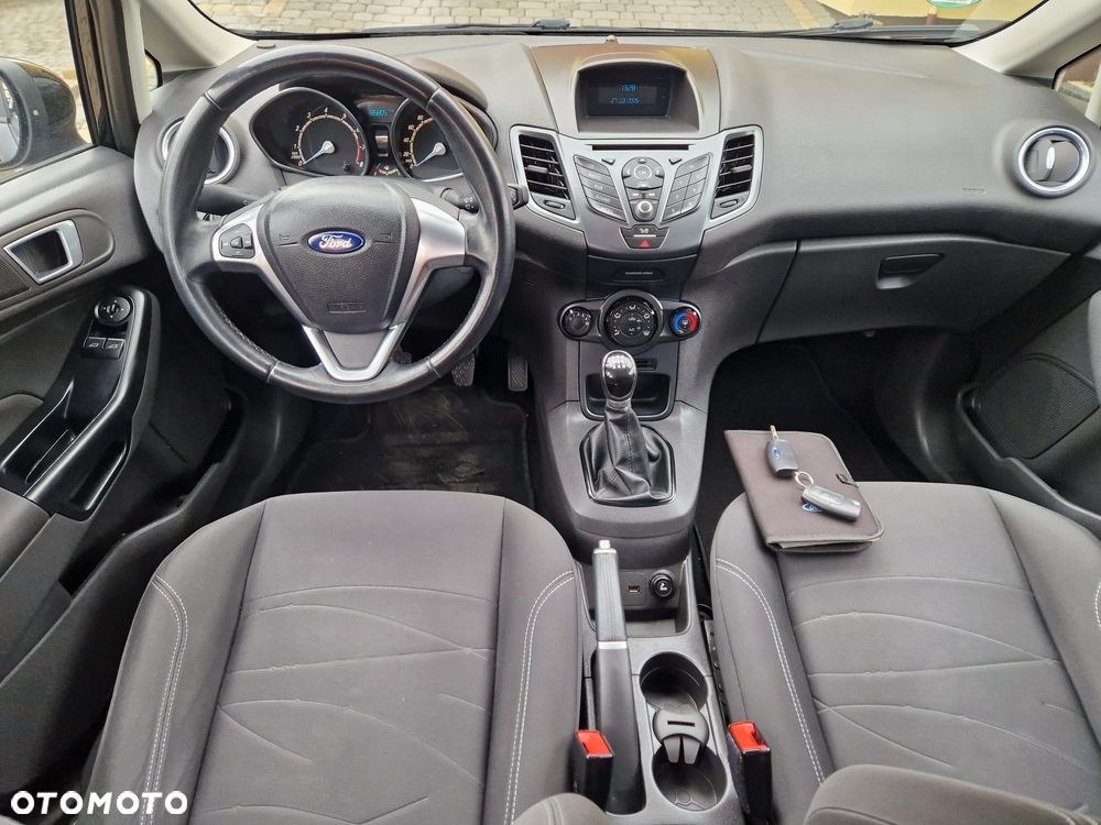Ford Fiesta 1.25 Viva - 8