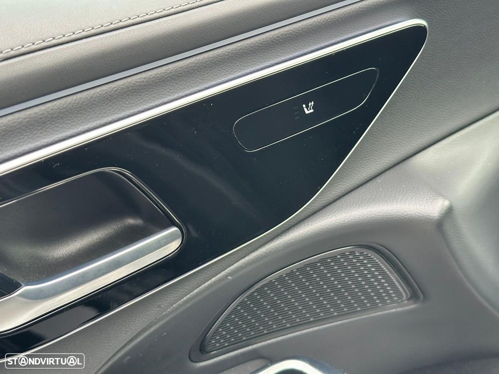 Mercedes-Benz E 300 de AMG Line - 13